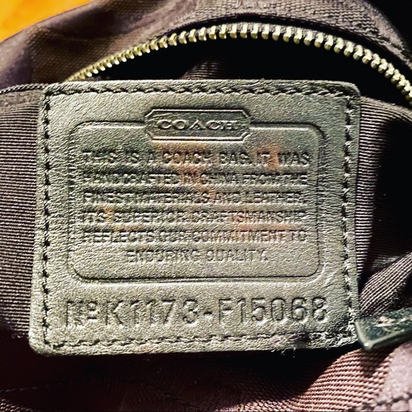 Authentic Coach Handbag - Picture 4 of 6
